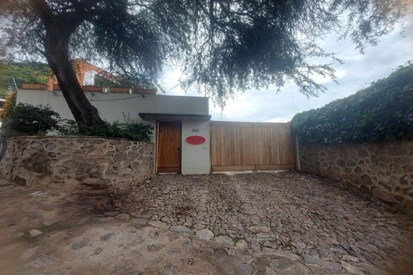 Foto de inmueble en Guadalupe Victoria #150, Col. San Juan Cosala C.P. 45820, Jocotepec