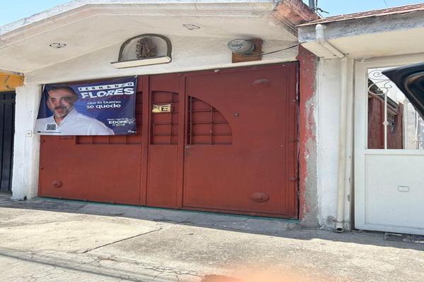 Foto de inmueble en GUAYABA #1, Col. Izcalli Cuauhtémoc V C.P. 52176, Metepec