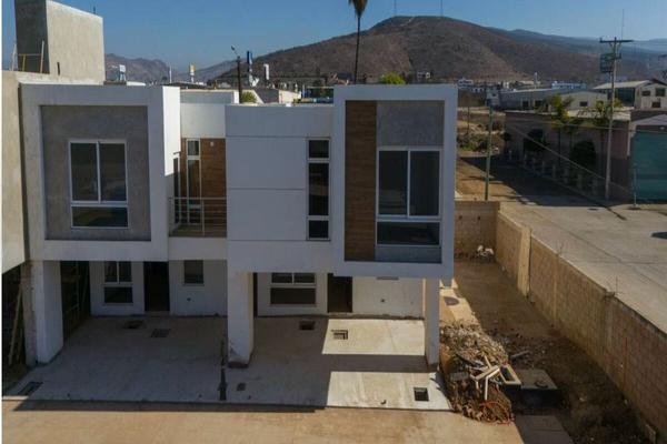 Foto de inmueble en guaymas, Col. Acapulco C.P. 22890, Ensenada