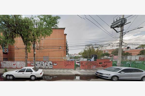 Foto de inmueble en GUILLERMO PRIETO #143, Col. Miguel Hidalgo C.P. 13200, Tláhuac