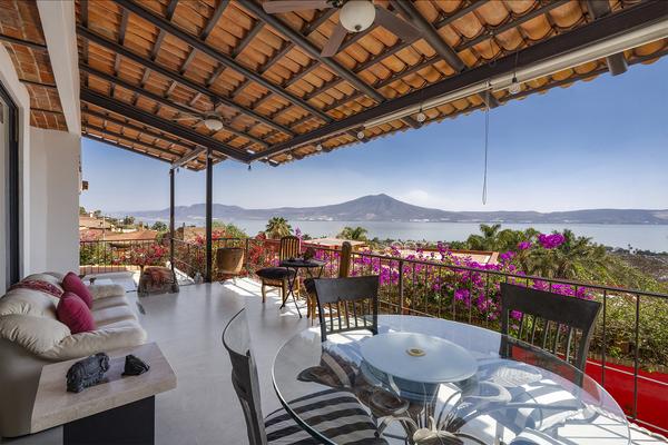 Foto de inmueble en Guillermo Vilas, Col. San Juan Cosala C.P. 45820, Jocotepec