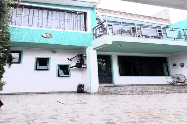 Foto de inmueble en  , Col. Gustavo Baz Prada C.P. 55050, Ecatepec de Morelos