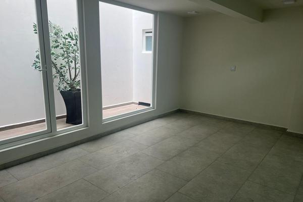 Foto de inmueble en  , Col. Hábitat Metepec C.P. 52172, Metepec