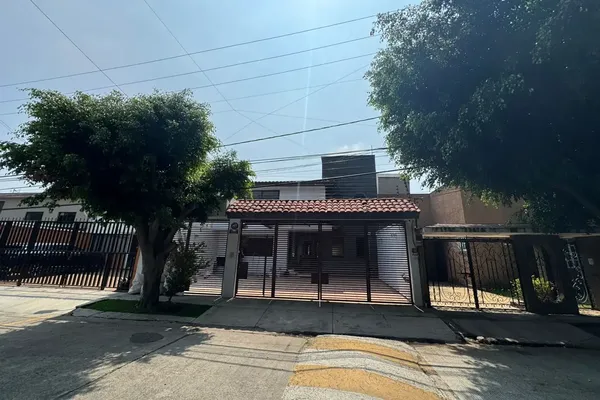 Foto de inmueble en Hacienda de Atlanga #103, Col. Hacienda de Echegaray C.P. 53300, Naucalpan de Juárez