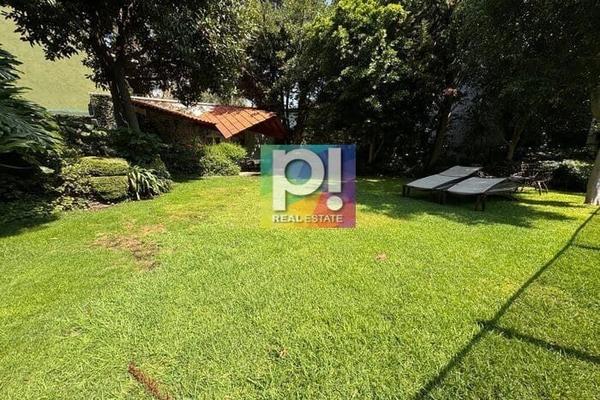 Foto de inmueble en Hacienda de las Palmas, Col. Hacienda de las Palmas C.P. 52763, Huixquilucan