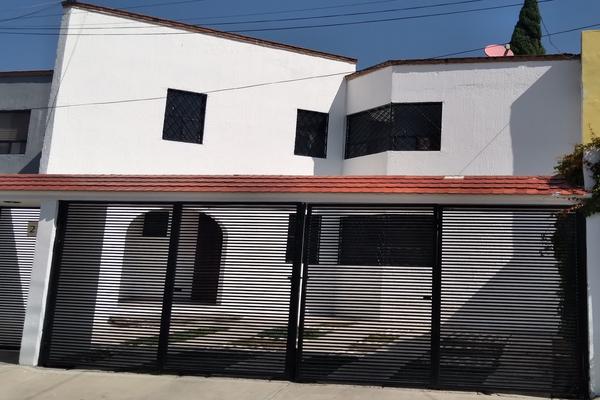 Foto de inmueble en HACIENDA DEL JACAL, Col. Jardines de La Hacienda C.P. 76180, Querétaro