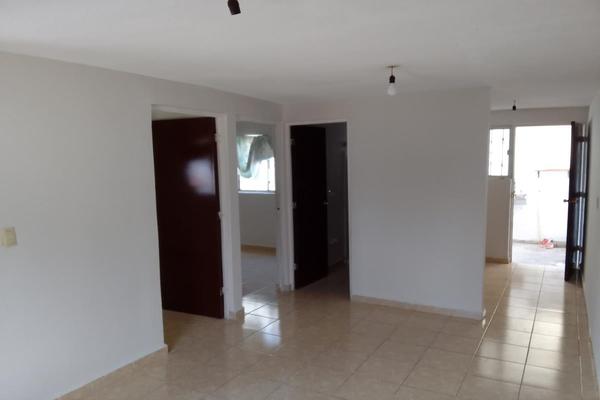 Foto de inmueble en hacienda tres hermanos #164, Col. Hacienda del Sol C.P. 58880, Tarímbaro