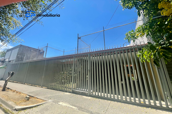 Foto de inmueble en Hércules, Col. Jardines del Bosque Centro C.P. 44520, Guadalajara