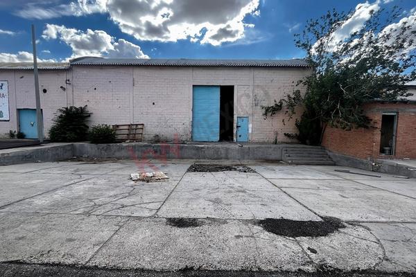 Foto de inmueble en Hermanos Escobar, Col. Adolfo Lopez Mateos C.P. 32220, Juárez