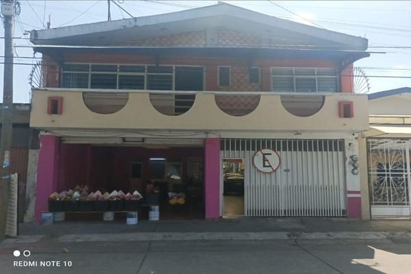 Foto de inmueble en Hermanos Flores Magón, Col. Revolución C.P. 60150, Uruapan