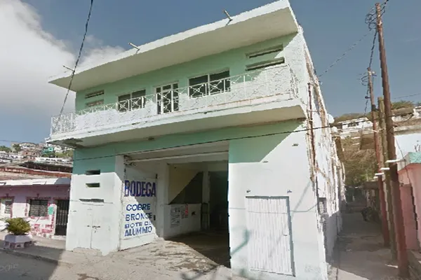 Foto de inmueble en Hidalgo #497, Col. Manzanillo Centro C.P. 28200, Manzanillo