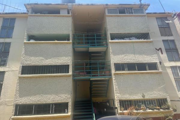 Foto de inmueble en HIDALGO, Col. San Nicolás Tolentino C.P. 09850, Iztapalapa