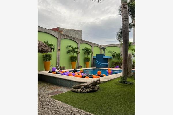 Foto de inmueble en Higuera #166, Col. 4 Milpas C.P. 63174, Tepic