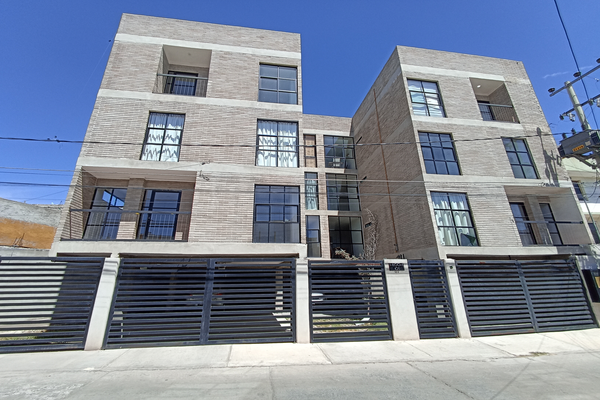 Foto de inmueble en Hiloche, Col. Parque de Poblamiento C.P. 42032, Pachuca de Soto