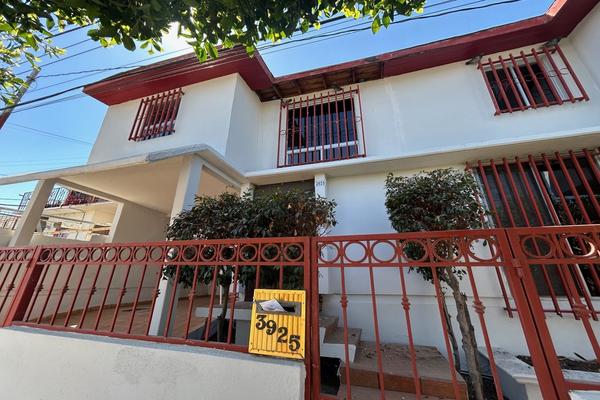 Foto de inmueble en hipocrates, Col. Lomas Doctores (Chapultepec Doctores) C.P. 22045, Tijuana
