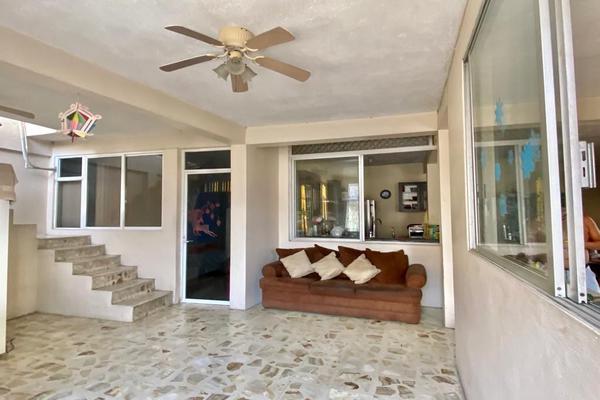 Foto de inmueble en Hogar Moderno, Acapulco de Juárez, Guerrero, Col. Hogar Moderno C.P. 39580, Acapulco de Juárez