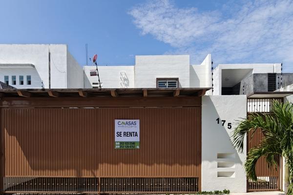 Foto de inmueble en HORACIO CERVANTES, Col. Residencial Esmeralda Norte C.P. 28017, Colima