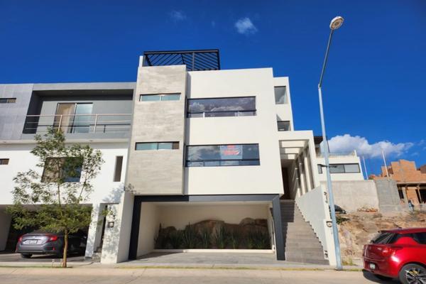 Foto de inmueble en  , Col. Horizontes Residencial C.P. 78216, San Luis Potosí