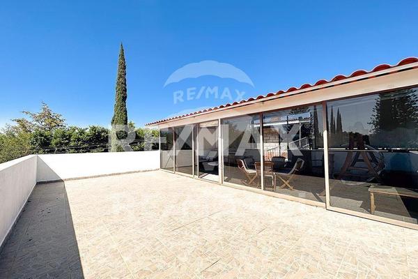 Foto de inmueble en huertas la joya, Col. La Joya C.P. 76180, Querétaro