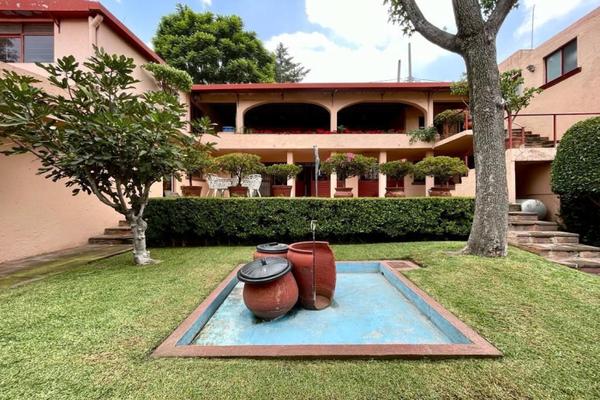 Foto de inmueble en Huitlapexco, Col. Lomas de Tecamachalco C.P. 53950, Naucalpan de Juárez