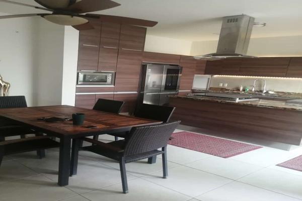 Foto de inmueble en I, Col. Girasoles C.P. 28018, Colima