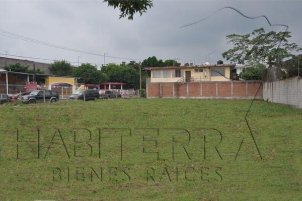 Foto de inmueble en IGNACIO DE LA LLAVE COL. ZAPOTE GORDO, Col. Zapote Gordo C.P. 92860, Tuxpan