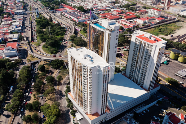 Foto de inmueble en Ignacio L. Vallarta, Col. Juan Manuel Vallarta C.P. 45120, Zapopan