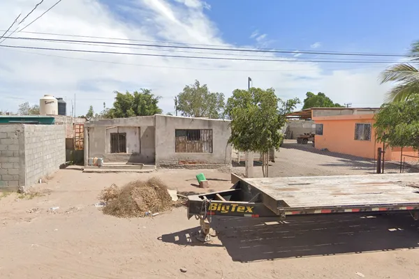 Foto de inmueble en Independencia 450 #450, Col. Constitución C.P. 23677, Comondú