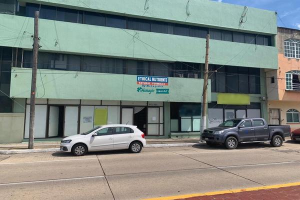 Foto de inmueble en Independencia 500 entre 18 de Marzo y Bellavista, Col. Maria de La Piedad C.P. 96410, Coatzacoalcos