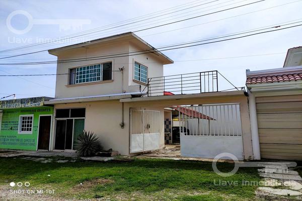 Foto de inmueble en  , Col. Infonavit Vista al Mar C.P. 96529, Coatzacoalcos