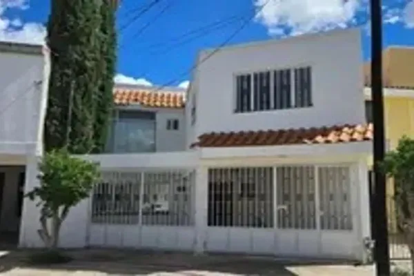 Foto de inmueble en Ingeniero Carlos Aguirre #120, Col. Los Abedules C.P. 37204, León