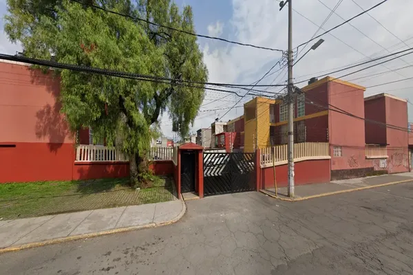 Foto de inmueble en Insurgentes #0, Col. La Pradera C.P. 55050, Ecatepec de Morelos