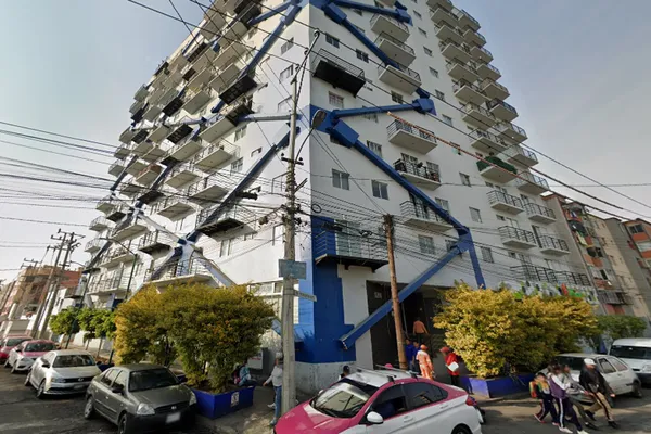 Foto de inmueble en insurgentes norte #1260, Col. Capultitlan C.P. 07370, Gustavo A. Madero