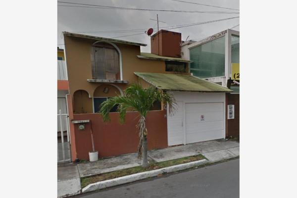 Foto de inmueble en Invernadero #94, Col. Jardines de Virginia C.P. 94294, Boca del Río