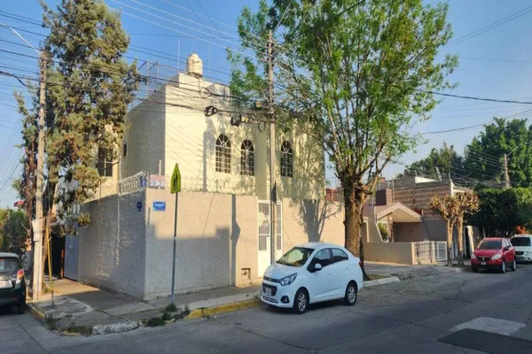 Foto de inmueble en Isacc newton 4176 #4176, Col. Arboledas 1a Secc C.P. 45070, Zapopan