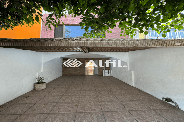 Foto de inmueble en Isla Cancun, Col. Jardines Del Sur C.P. 44950, Guadalajara