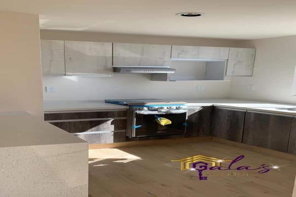 Foto de inmueble en  , Col. ISSSTE C.P. 42083, Pachuca de Soto