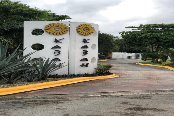 Foto de inmueble en IZAMAL, Col. Supermanzana 38 C.P. 77507, Benito Juárez
