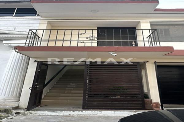 Foto de inmueble en J. CAMACHO, Col. Lauro Aguirre C.P. 89140, Tampico