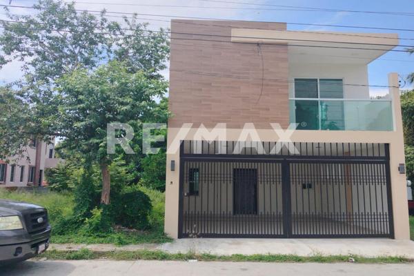Foto de inmueble en Jacaranda, Col. Jardines de Champayan 1 C.P. 89358, Tampico