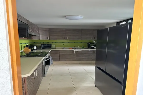 Foto de inmueble en Jacarandas #1000, Col. Jardín C.P. 78270, San Luis Potosí