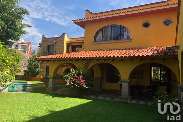 Foto de inmueble en Jacarandas #378, Col. Jardines de Delicias C.P. 62343, Cuernavaca