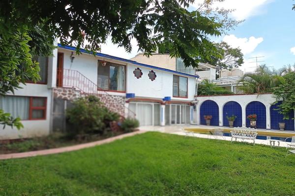 Foto de inmueble en  , Col. Jacarandas C.P. 62420, Cuernavaca