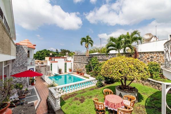 Foto de inmueble en  , Col. Jacarandas C.P. 62420, Cuernavaca