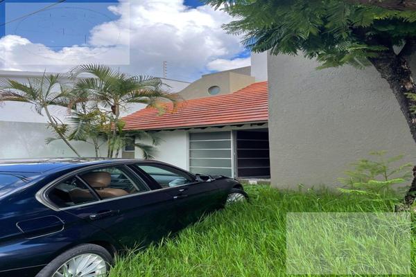 Foto de inmueble en  , Col. Jacarandas C.P. 62420, Cuernavaca