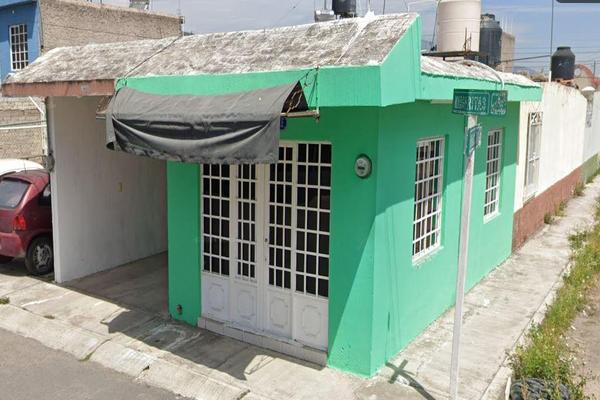 Foto de inmueble en  , Col. Jacarandas C.P. 63195, Tepic