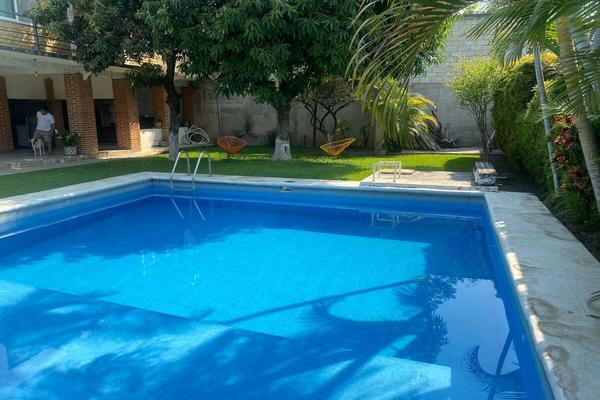 Foto de inmueble en  , Col. Jacarandas C.P. 62732, Yautepec