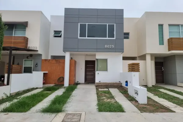 Foto de inmueble en Jade #8025, Col. Villa Marina C.P. 82112, Mazatlán