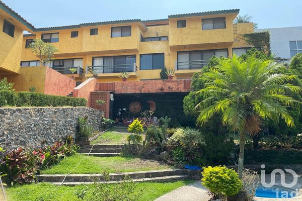 Foto de inmueble en JALISCO #82, Col. Las Palmas C.P. 62050, Cuernavaca