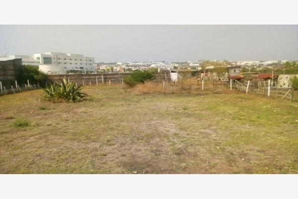 Foto de inmueble en Jalpan #66, Col. Granjas Banthi C.P. 76805, San Juan del Río
